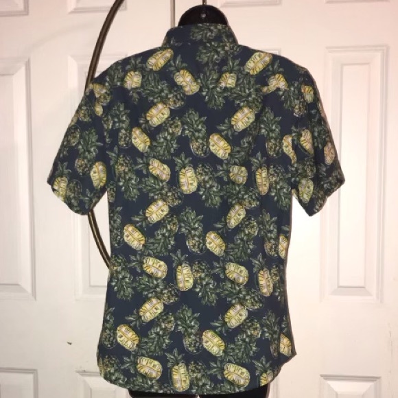 Goodfellow & Co. Pineapple Button Down - Picture 5 of 6